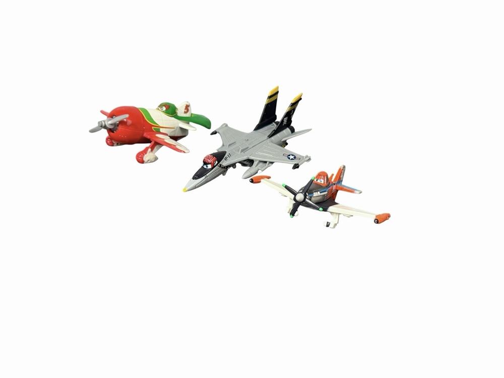 Disney Planes Set Of 3 Diecast Planes: El Chupacabra Echo & Dusty Crophopper